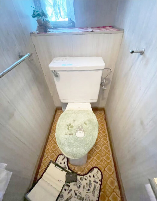 トイレ交換・内装工事 Before